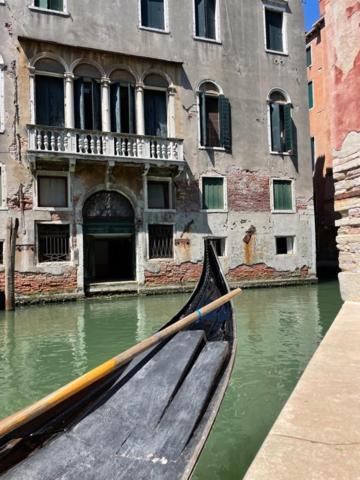 San Marco Apartment With Canal View Venice Exterior photo